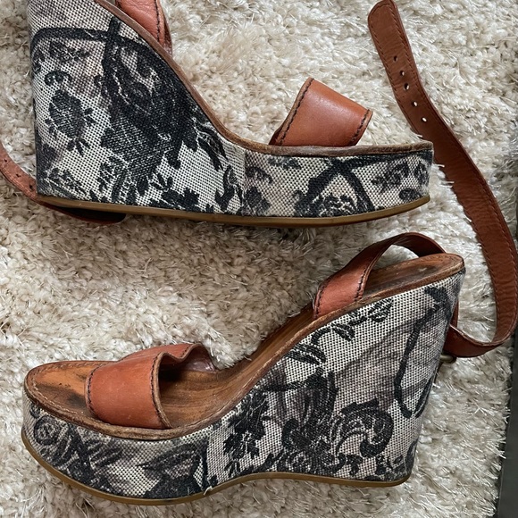 Miu Miu Leather & Toile Wedge - Picture 2 of 4